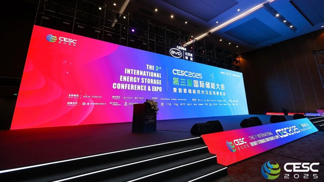 金年会体育-品质生活从“鲜”开始 美菱对开门冰箱海纳百“味”